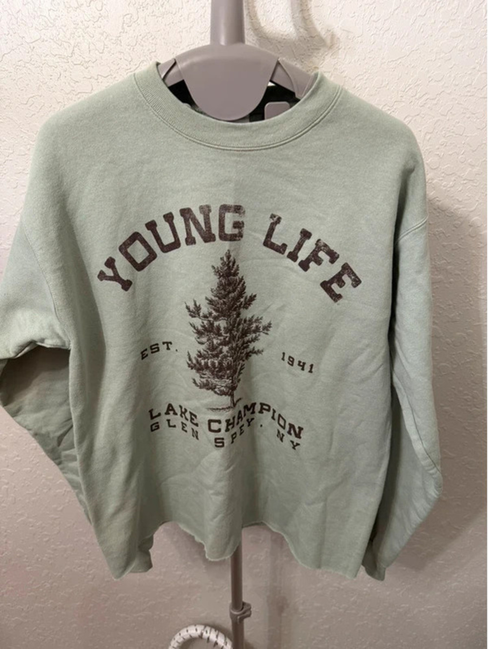 Young Life Camp Crew Neck Lake Champion Unisex Size Small